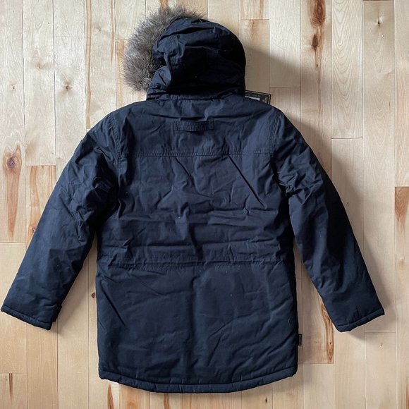 Women's Winter Parka - Picture 6 of 11